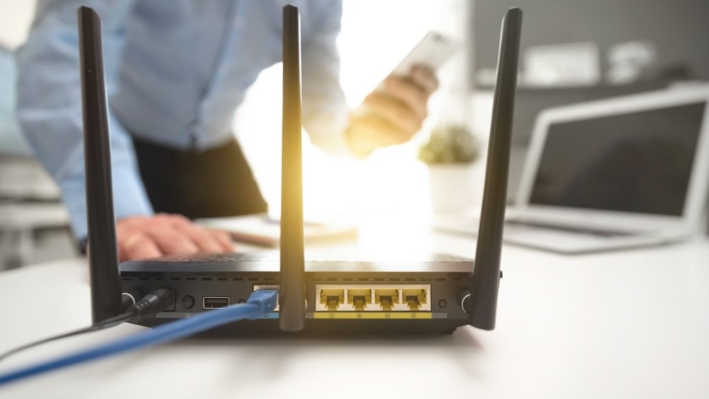 Bäst i test router - en router används att säkra nätet hemma.